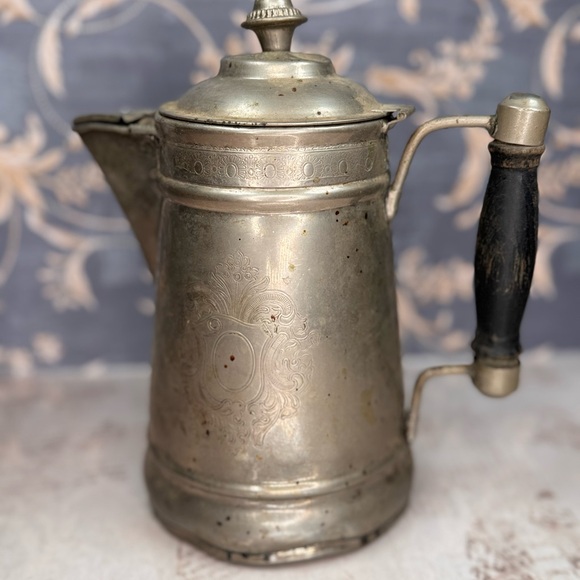 Antique Pewter Coffee Pot Hinged Lid Wood Handle Primitive Estate Find